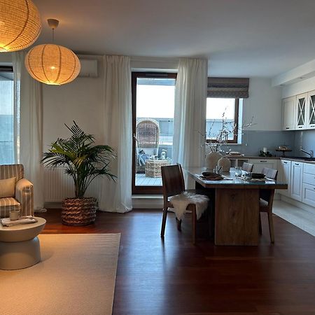 Sea Towers Apartament 27- Min 2 Noce Гдиня Екстер'єр фото