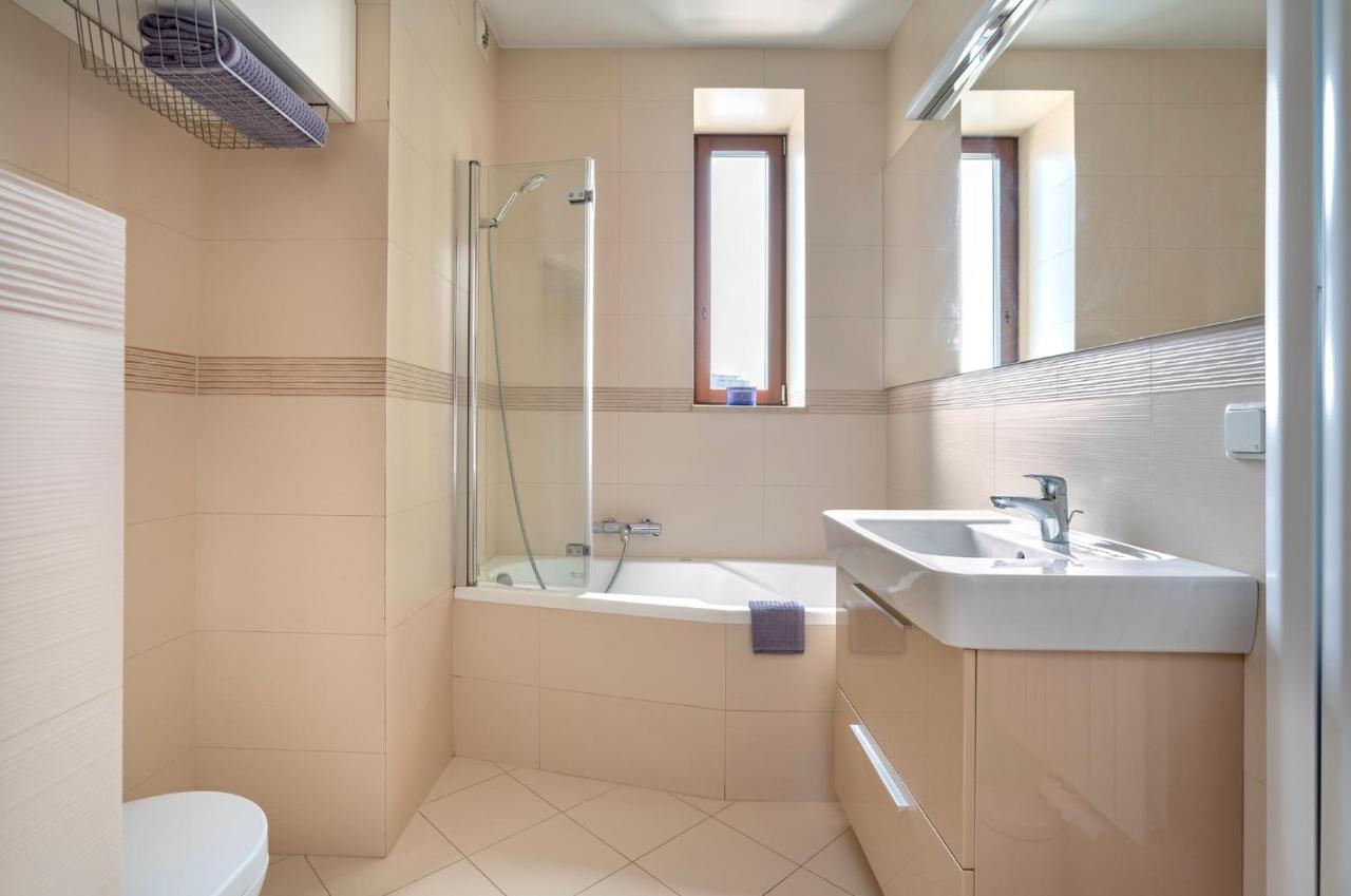 Sea Towers Apartament 27- Min 2 Noce Гдиня Екстер'єр фото